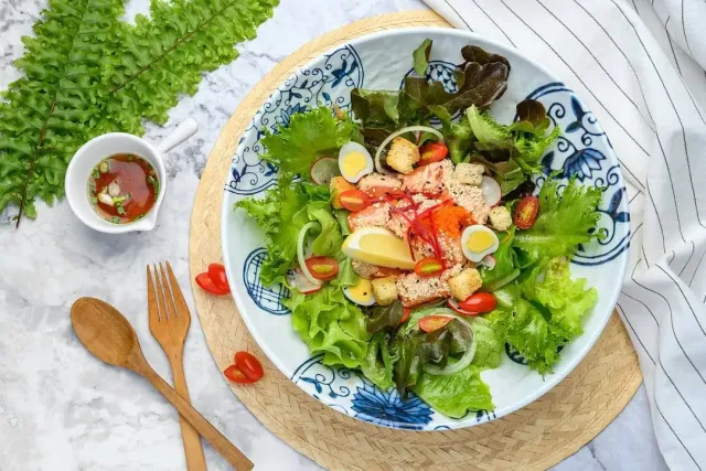 Japanese Salmon Salad
