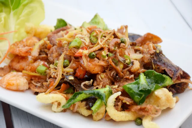 Deep Fried Squid, Shrimp, Fish Maw, Fish Roast with Herbs