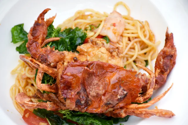 Soft Shell Crab Spaghetti with Dried Chilies